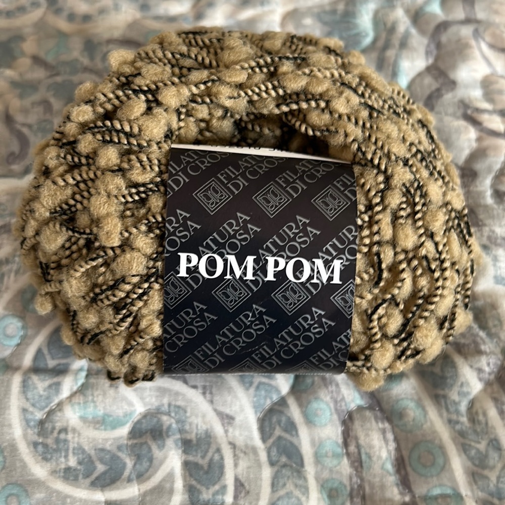 Pom Pom yarn